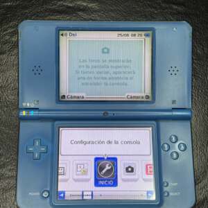 Nintendo DSi modelo XL color azul