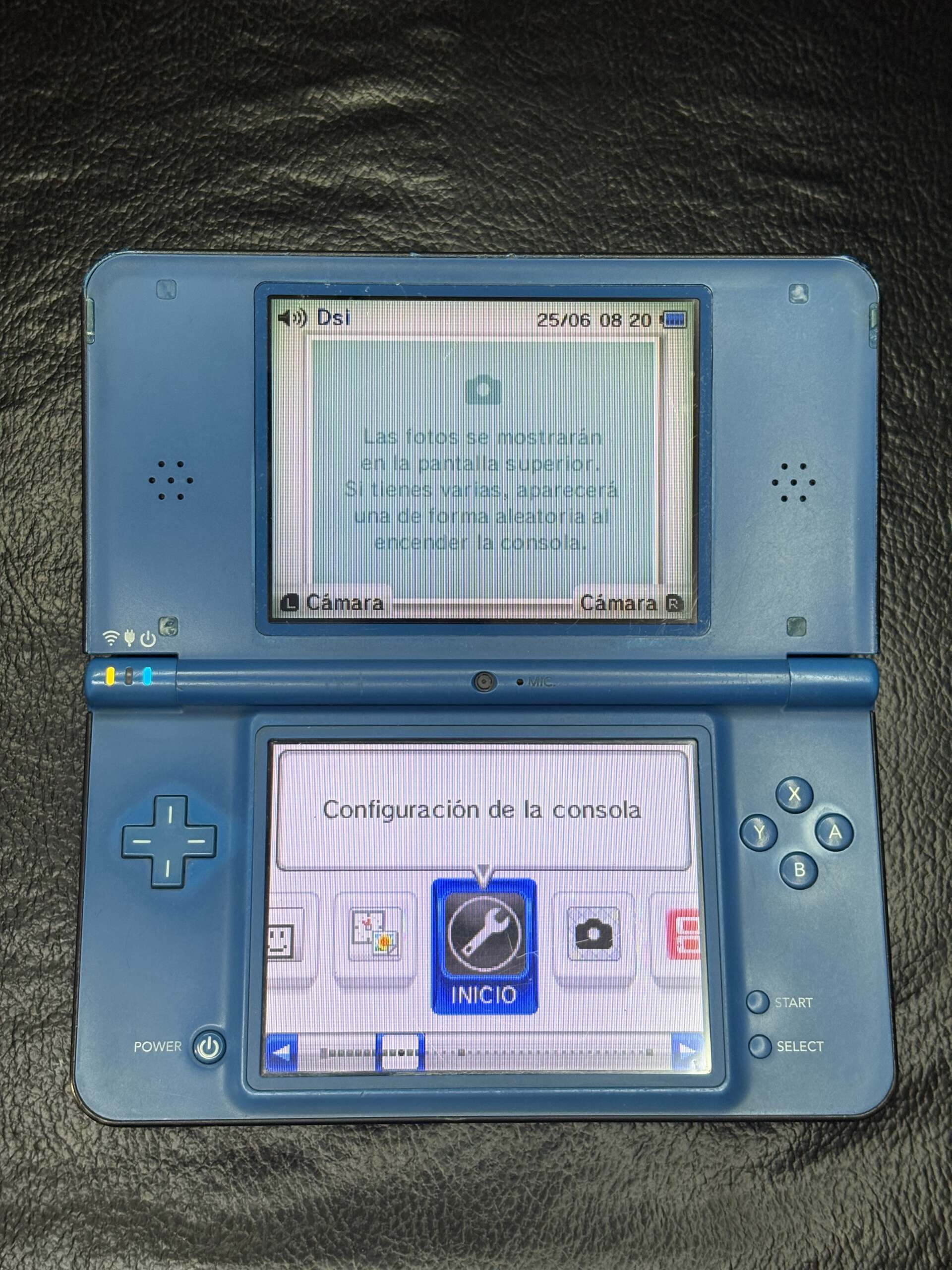 Nintendo DSi modelo XL color azul